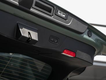 Porsche Cayenne E4 Turbo Electric — photo 20