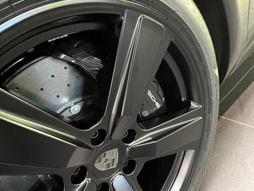 Porsche Cayenne III Turbo E-Hybrid — photo 36