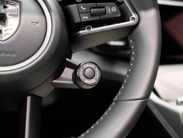 Porsche Cayenne E4 Turbo Electric — photo 29
