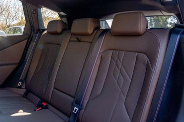 BMW X3 Individual M50 — photo 28