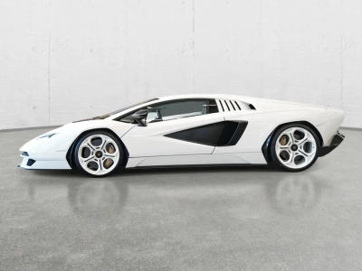 Lamborghini Few Off Countach LPI 800-4