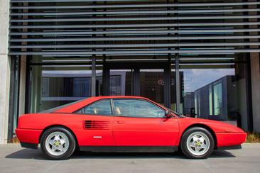 Ferrari Mondial T — photo 10