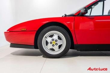 Ferrari Mondial T — photo 7