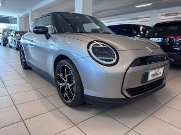 Mini Electric Classic Cooper SE — photo 2