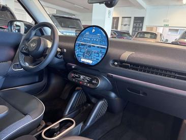 Mini Electric Classic Cooper SE — photo 9