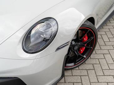 Porsche 911 GT3 — photo 9