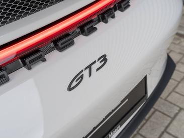 Porsche 911 GT3 — photo 19