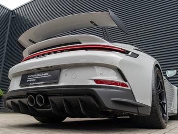 Porsche 911 GT3 — photo 25