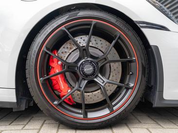 Porsche 911 GT3 — photo 33