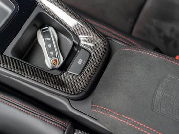Porsche 911 GT3 — photo 45