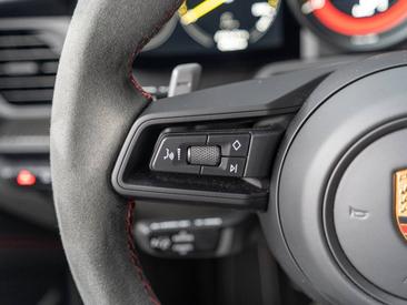 Porsche 911 GT3 — photo 47