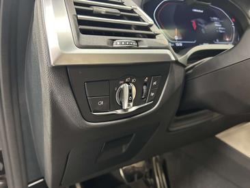 BMW X4 M M Sport 40d — photo 30