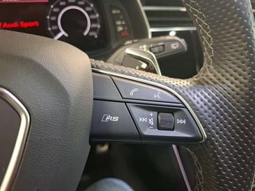 Audi RSQ8 4.0 TFSI — photo 21