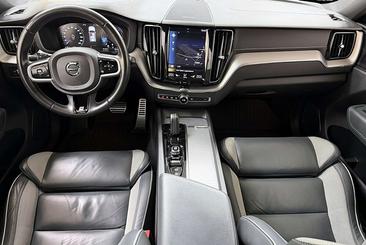 Volvo XC60 B4 R-Design — photo 15