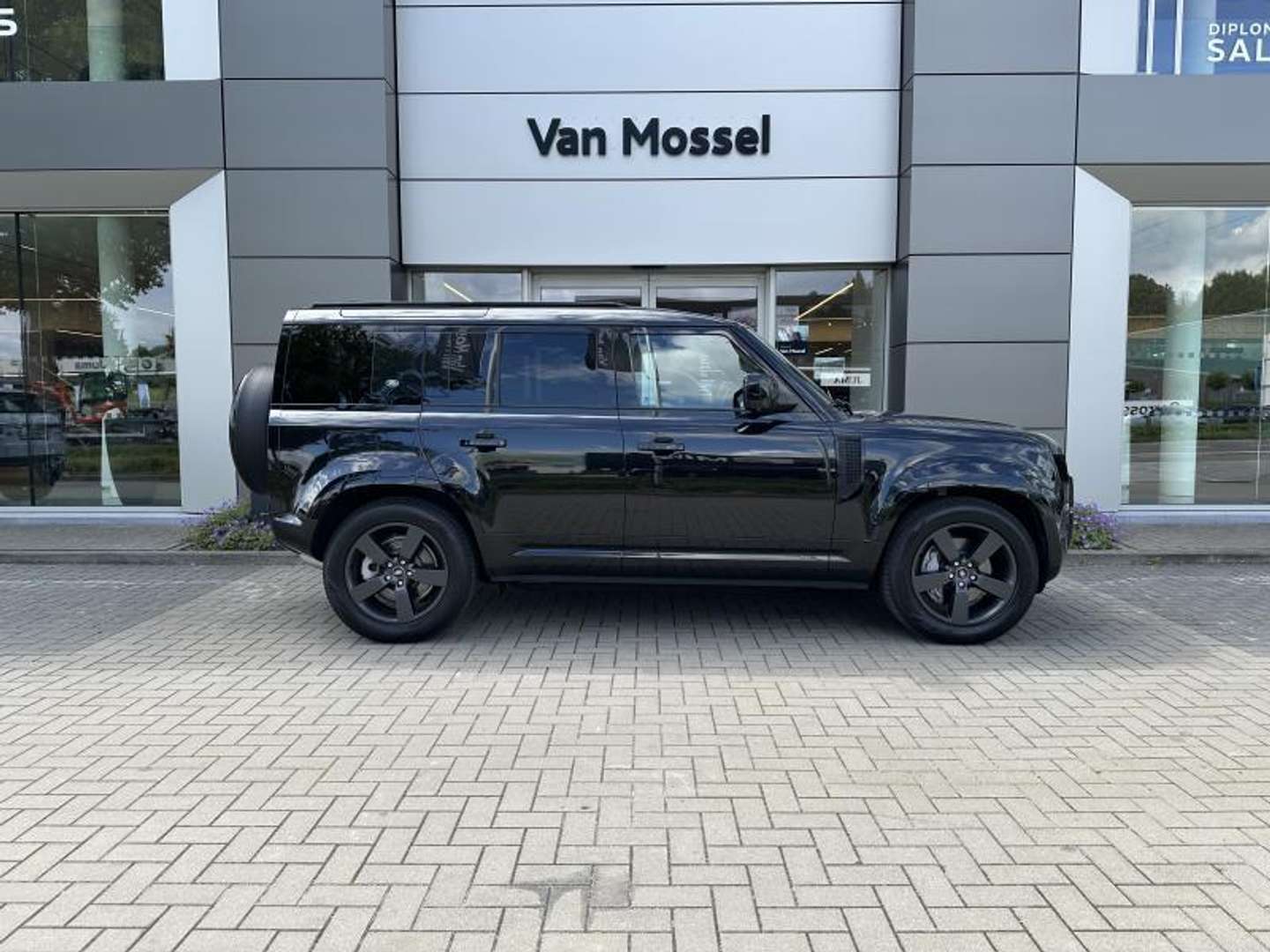 Land Rover Defender 110 X-Dynamic HSE D300 - 2024 - Joinsteer - #4