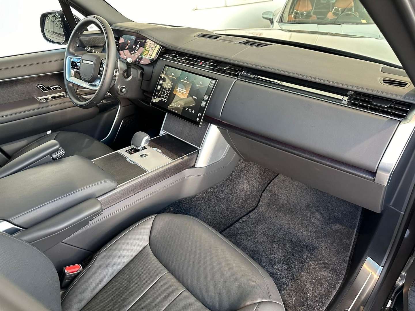 Land Rover Range Rover P550e Autobiography - 2024 - Joinsteer - #27