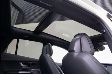 Mercedes EQE 500 Premium — photo 13