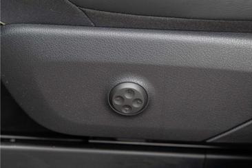 Mercedes EQE 500 Premium — photo 22