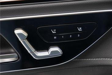 Mercedes EQE 500 Premium — photo 24