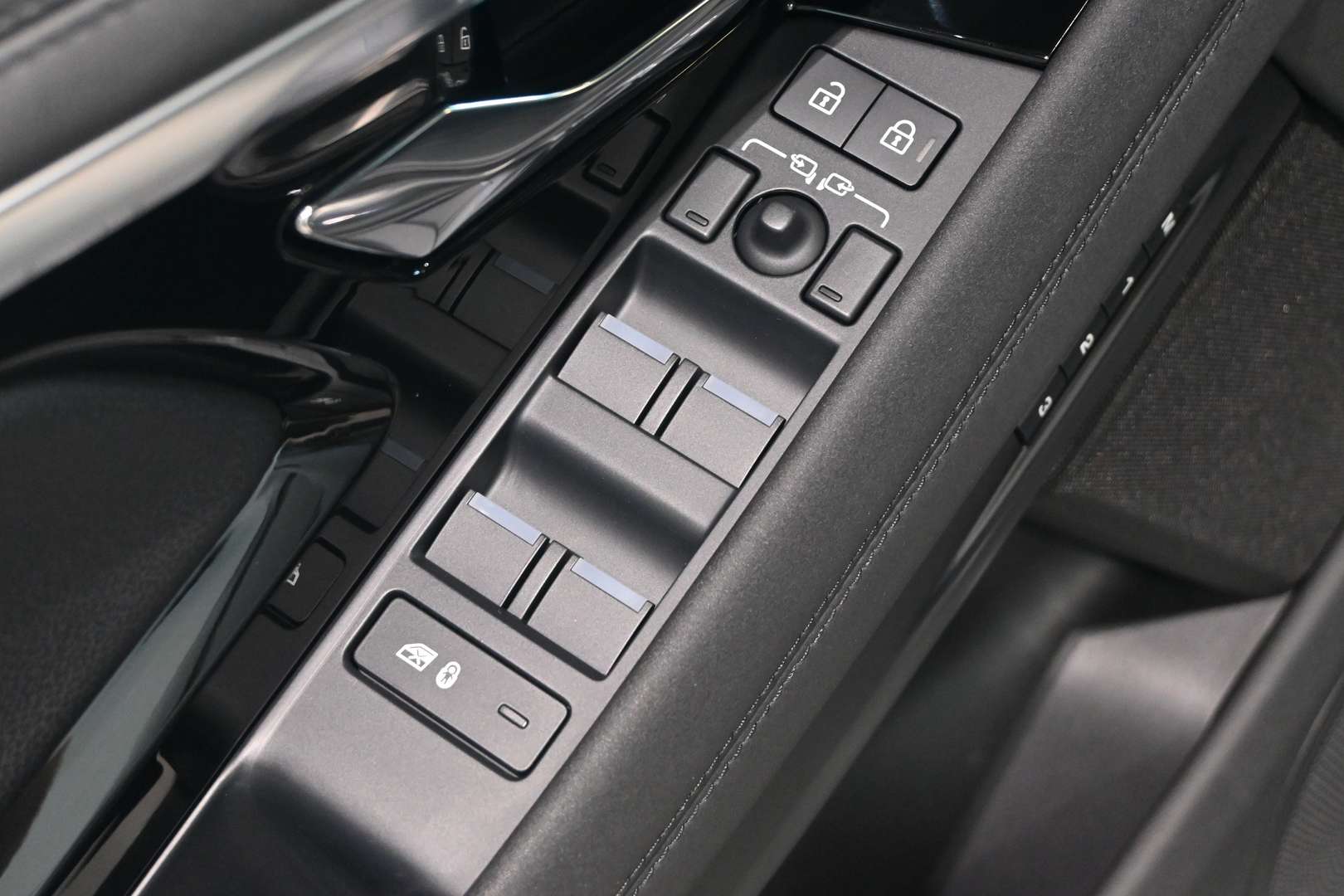 Land Rover Range Rover Evoque P300e HSE R-Dynamic - 2023 - Joinsteer - #34
