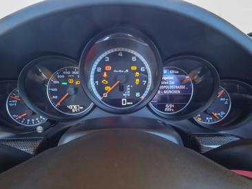 Porsche 911 Cabriolet Turbo S — photo 17