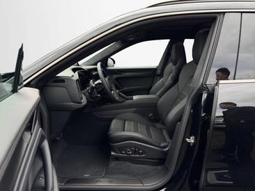 Porsche Cayenne III Turbo Electric — photo 9