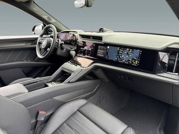 Porsche Cayenne III Turbo Electric — photo 10
