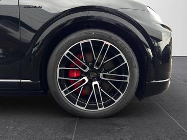 Porsche Cayenne III Turbo Electric — photo 23