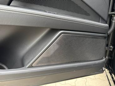 Porsche Cayenne III Turbo Electric — photo 29