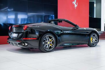 Ferrari California T — photo 18