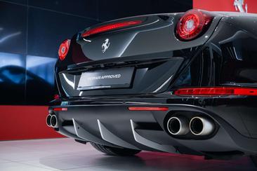 Ferrari California T — photo 19
