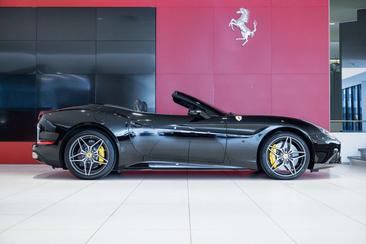 Ferrari California T — photo 20