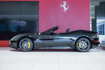Ferrari California T — photo 21