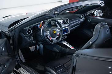 Ferrari California T — photo 22