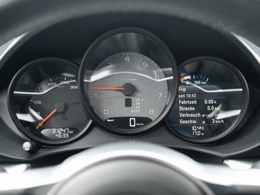 Porsche 718 Cabriolet Boxster S — photo 17