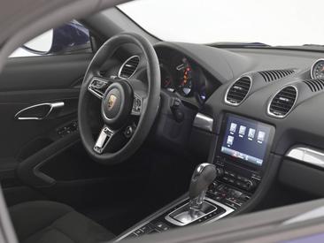 Porsche 718 Cabriolet Boxster GTS 4.0 — photo 24
