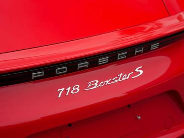 Porsche 718 Cabriolet Boxster S — photo 30