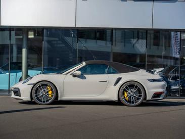 Porsche 911 Cabriolet Turbo S — photo 4