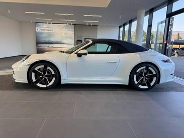 Porsche 911 Cabriolet Carrera S — photo 2