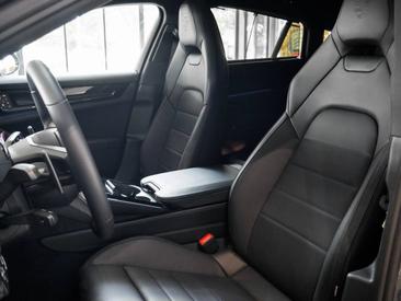 Porsche Panamera 4 E-Hybrid — photo 14