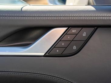 Porsche 911 Cabriolet Turbo S — photo 21