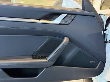 Porsche 911 Cabriolet Carrera S — photo 19