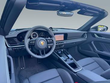 Porsche 911 Cabriolet Turbo S — photo 22