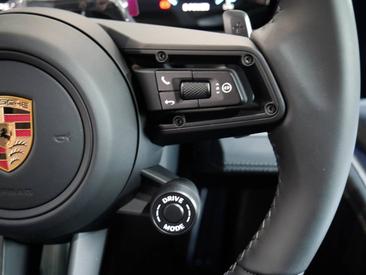 Porsche Panamera 4 E-Hybrid — photo 18