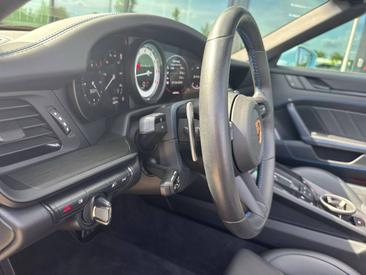 Porsche 911 Cabriolet Turbo S — photo 28