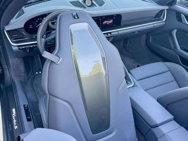 Porsche 911 Cabriolet Turbo S — photo 37