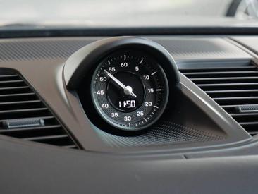 Porsche Panamera 4 E-Hybrid — photo 31