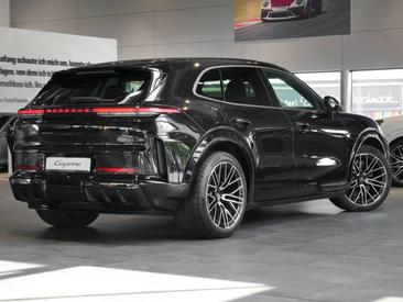Porsche Cayenne III Turbo Electric — photo 5
