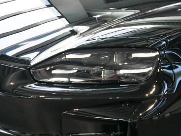 Porsche Cayenne III Turbo Electric — photo 11