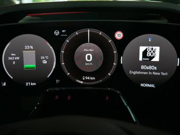 Porsche Cayenne III Turbo Electric — photo 18